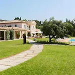 Les Rosiers Grimaud