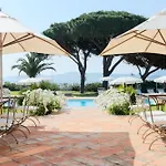 Hotel Les Rosiers