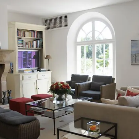 Hotel Les Rosiers Grimaud