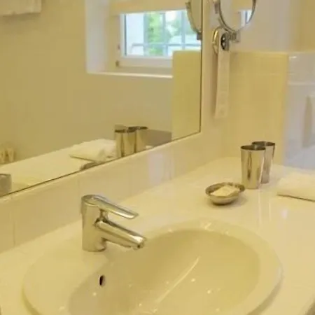 Les Rosiers Hotel Grimaud
