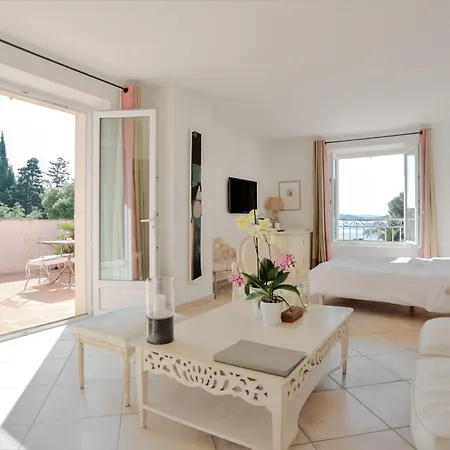 Les Rosiers Hotell