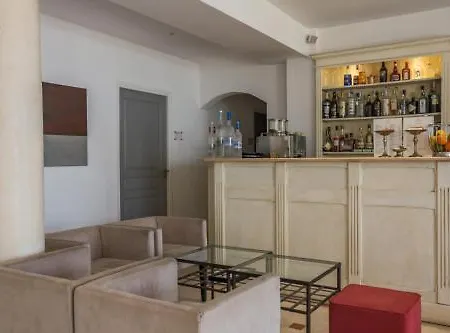 Hotel Les Rosiers