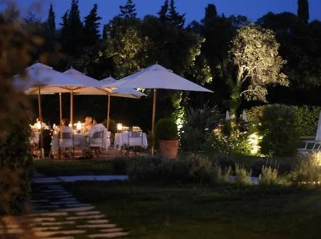 Les Rosiers Hotel Grimaud