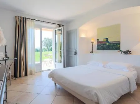 Hotel Les Rosiers Grimaud