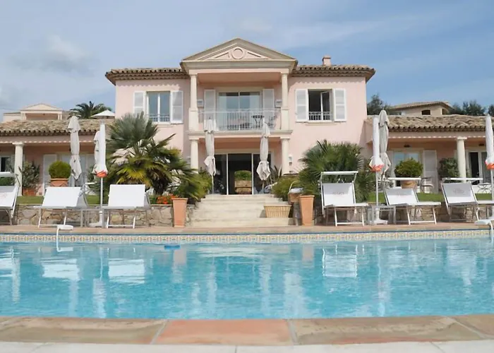 Les Rosiers 4*